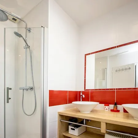 Enora Bretagne Piscine Interieure Partagee Jacuzzi Privatif 100m 펜션 *
